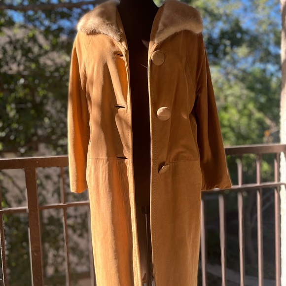 🤎 VINTAGE SUEDE & SATIN COAT - Picture 2 of 5
